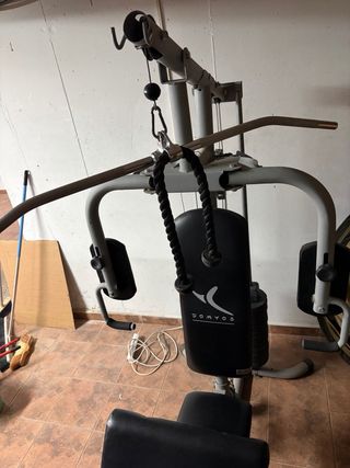 Máquina de gimnasio multifunción