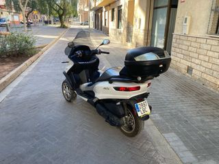Piaggio MP3