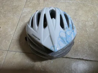 Casco Bell Floral Blanco