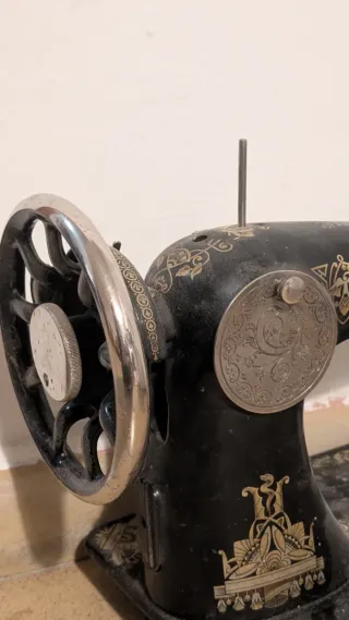 Máquina de coser antigua Singer