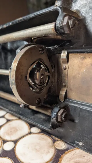 Máquina de coser antigua Singer