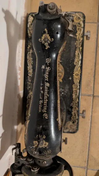 Máquina de coser antigua Singer