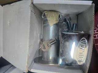 3 candados marca keymat, 2 candados marca Bilma