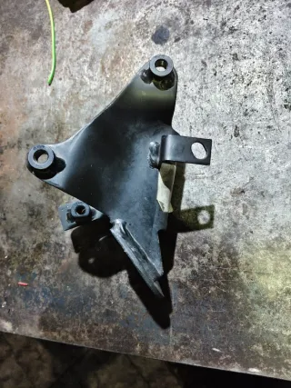 Soporte Motor Delantero Golf MK2