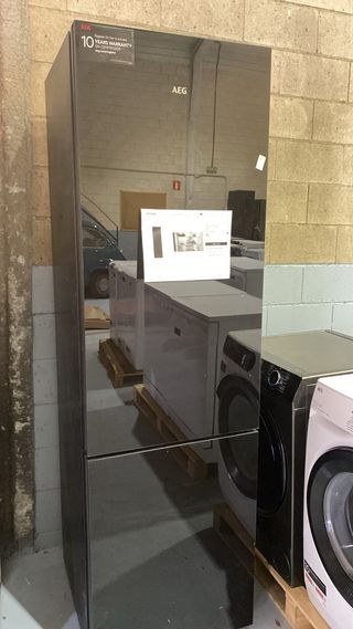 Lotti di elettrodomestici: lavatrici, frigoriferi