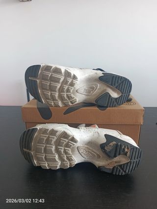 Sandalias Nike Canyon W Beige Multicolor