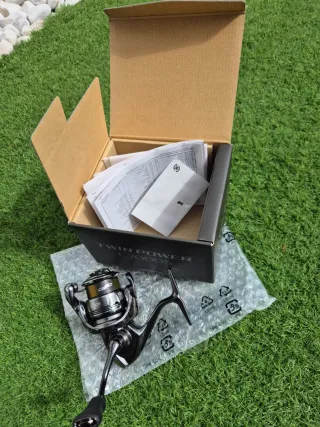 Shimano Twin Power C2000S