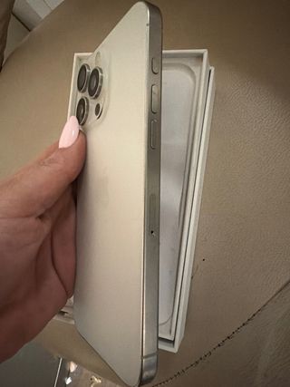 iPhone 15 Pro Max 256GB Blanco