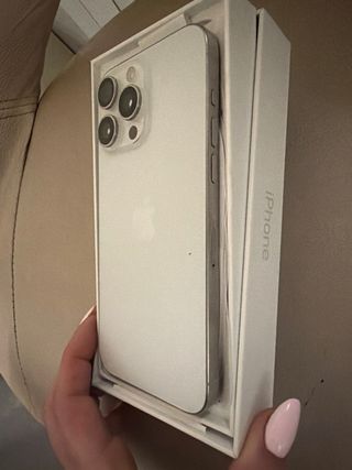 iPhone 15 Pro Max 256GB Blanco