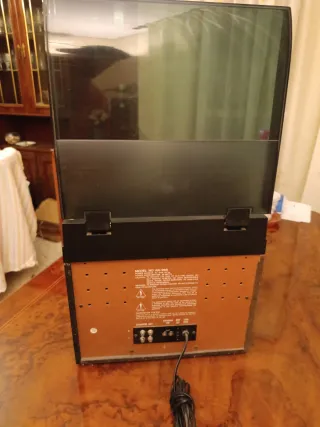 Tocadiscos, radio y caset doble