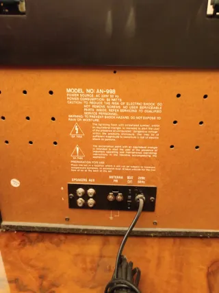 Tocadiscos, radio y caset doble