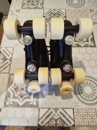 Patines Oxelo 4 Ruedas Negros talla 37