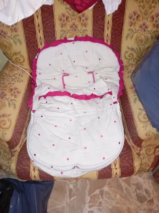 Saco Silla Paseo Blanco Lunares Rosas