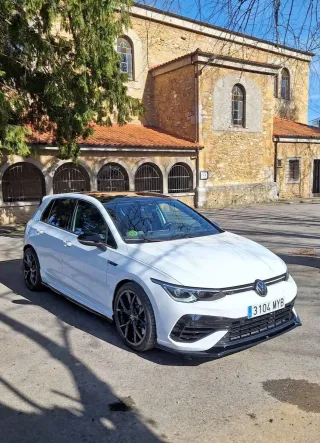 Volkswagen Golf 2023