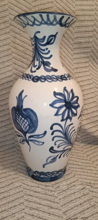 Jarrón Cerámica Azul y Blanco 37cm