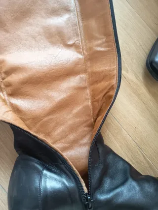 Botas de piel negras altas