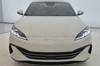 BYD Seal 6 sedan dm i 212 Comfort Lite