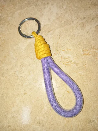 Llavero Cuerda Trenzada Morado y Amarillo