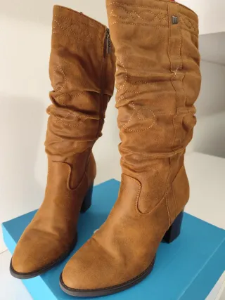 Botas Mustang Marrones