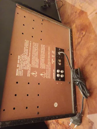 Tocadiscos y altavoces