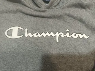 Sudadera Champion gris logo blanco