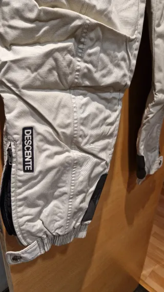 Pantaloncini da sci beige