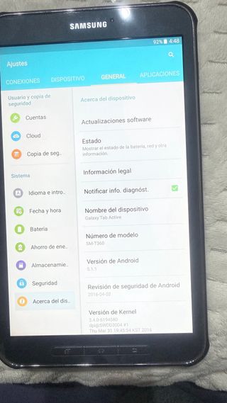Samsung Galaxy Tab Active Plata con su estuche