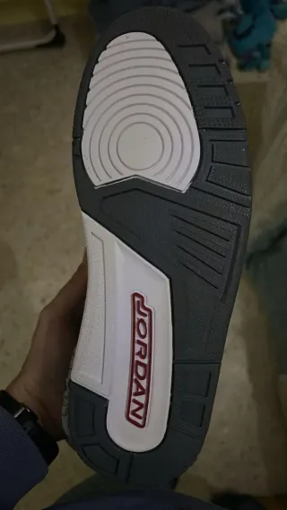 Zapatillas Jordan Air 3 Grises y Rojas