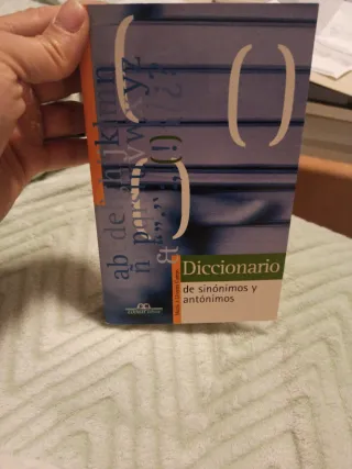 Diccionario de sinónimos y antónimos (Manuales ...