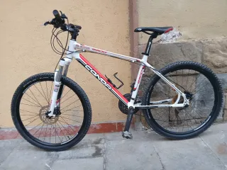 Bicicleta MTB CONOR 8500 Blanca/Roja