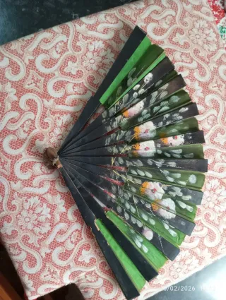 Abanicos antiguos pintados a mano