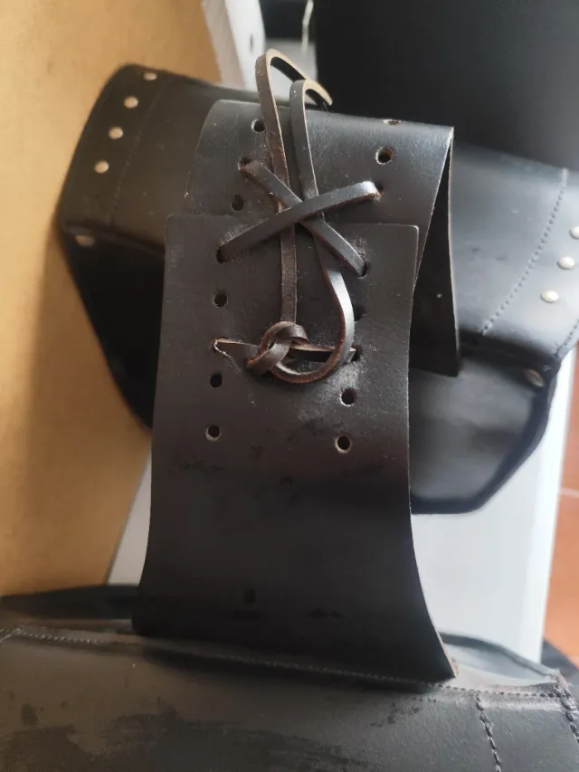 Juego Alforjas Moto Cuero Negro