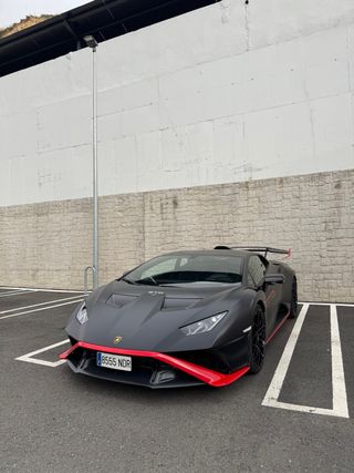 Lamborghini Huracán STO