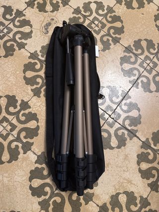 Trípode para cámara con funda