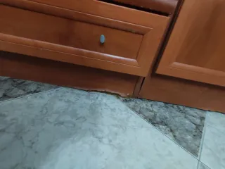 Mueble de salón. Estantería y vitrina