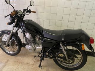 Yamaha SR250