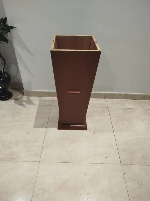 Ajedrez metálico figuras detalladas