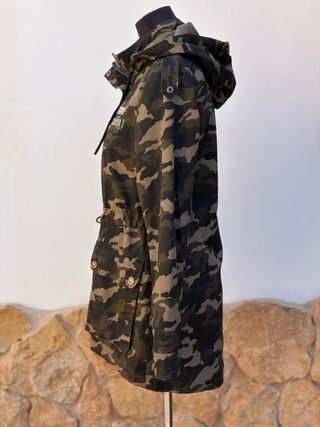 Gabardina militar camuflaje