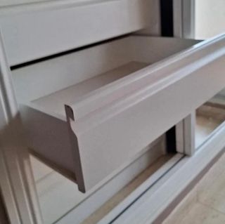 2 Cómodas blancas (se puede vender por separado)