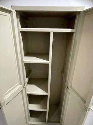 Armario de resina beige