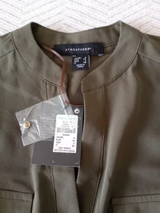 Camisa verde caqui cuello mao Primark