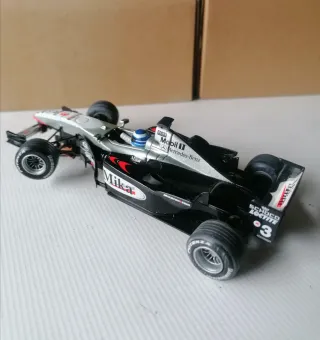 Scalextric McLaren MP4/16C Mika slot