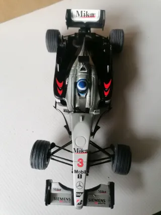 Scalextric McLaren MP4/16C Mika slot