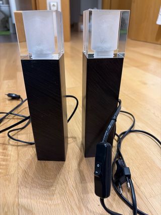 2 Lámparas de mesa modernas