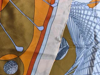 Foulard in seta vintage con stampa golf