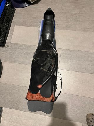 Equipo de buceo completo: traje, aletas, gafas...