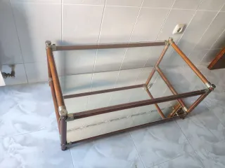 Mesita cristal y espejo.