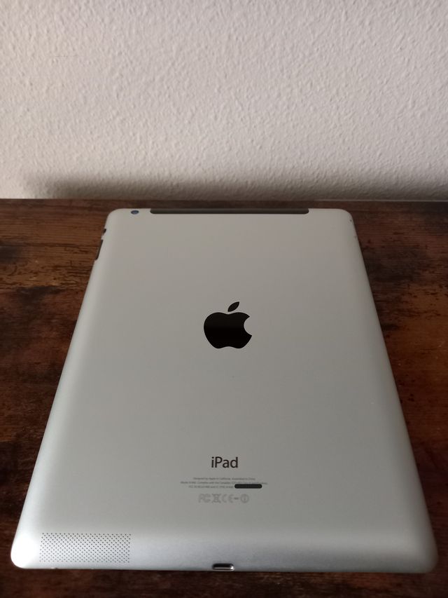iPad 4 Gen 128GB Negro (A1459) Wi-Fi + Cellular