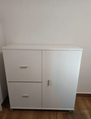 Mueble cama plegable con ruedas