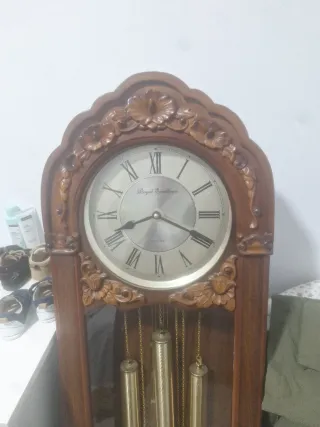 Reloj de pie Royal Excellence vintage